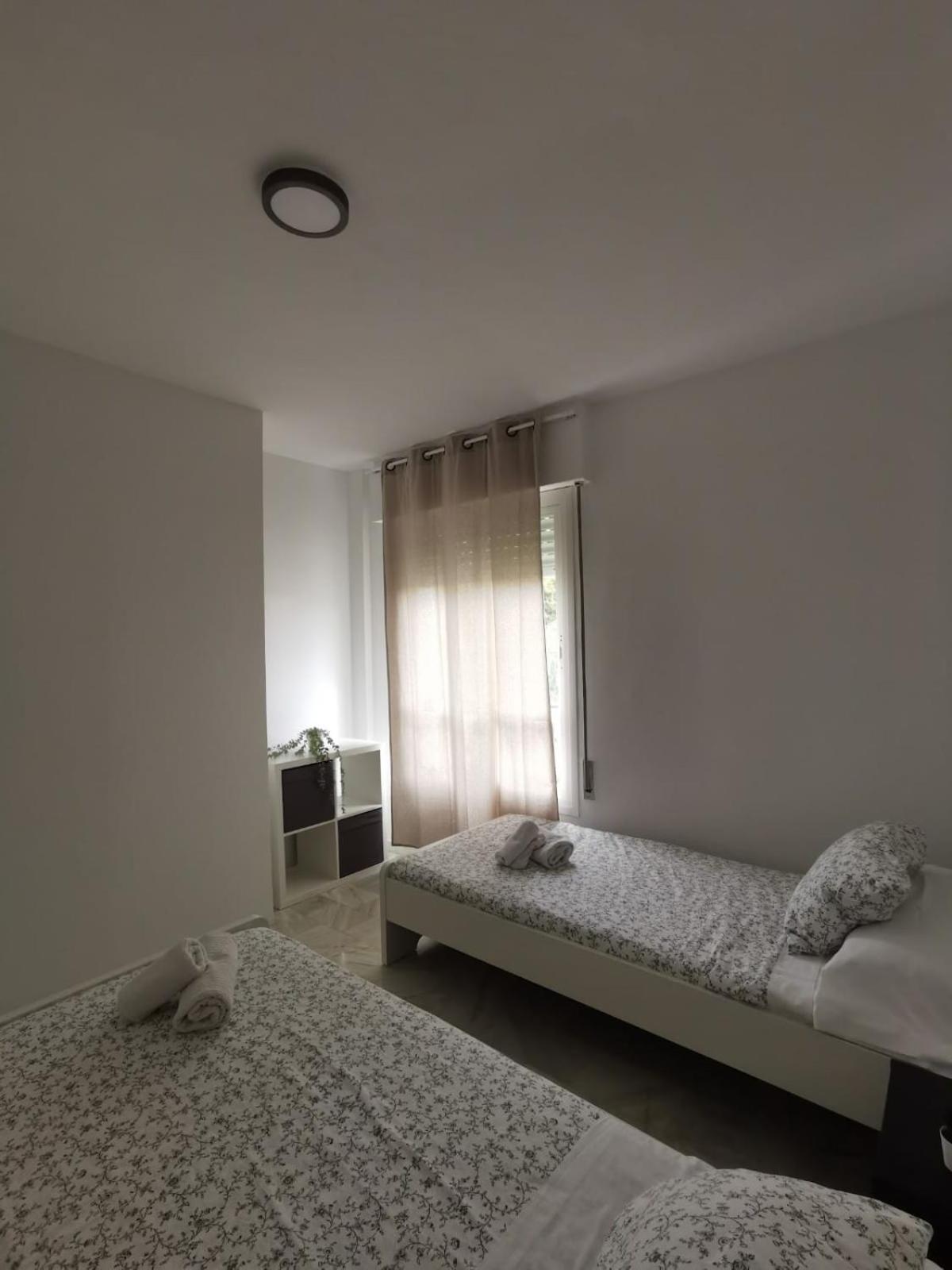 Mijas Costa Chapas Cabopino Playa Y Golf Apartamento *